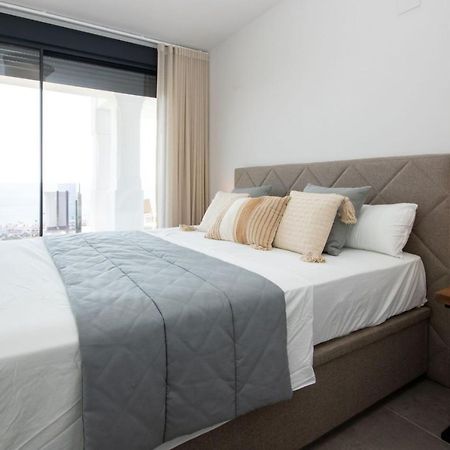 Luxury Apartment Stunning Seaview Bs 3104 مانيلفا المظهر الخارجي الصورة