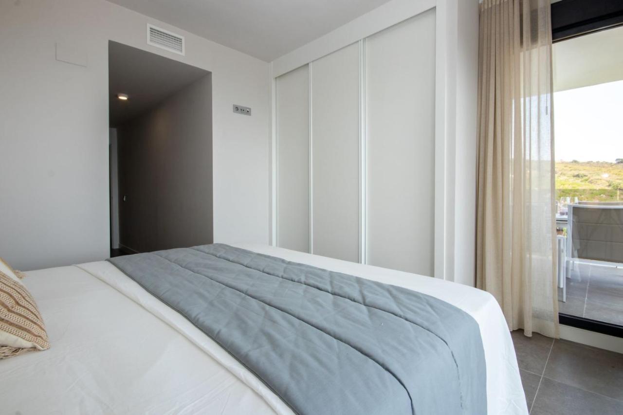 Luxury Apartment Stunning Seaview Bs 3104 مانيلفا المظهر الخارجي الصورة